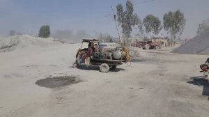 Пара выездов лихих летучих шиномонтажников из Пакистана