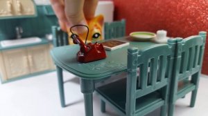 LPS фильм Веселье в бассейне