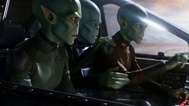 Космический корабль с инопланетянами, исследующими далёкие планеты