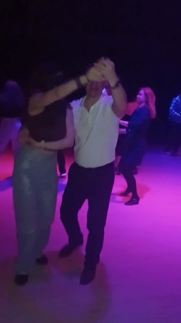 Танцы с закрытыми глазами