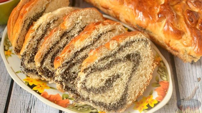 СДОБНЫЙ РУЛЕТ С НЕЖНОЙ МАКОВОЙ НАЧИНКОЙ