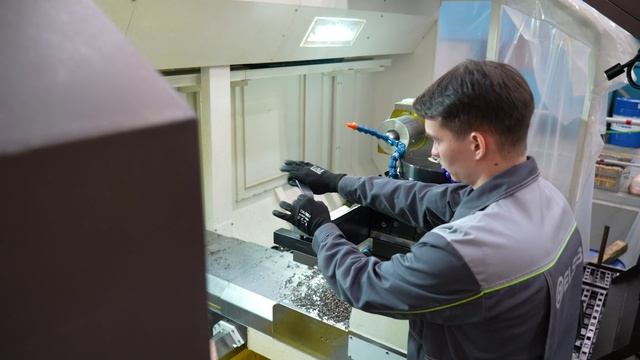 Интервью с оператором станков с программным управлением Максимом Тепкаевым