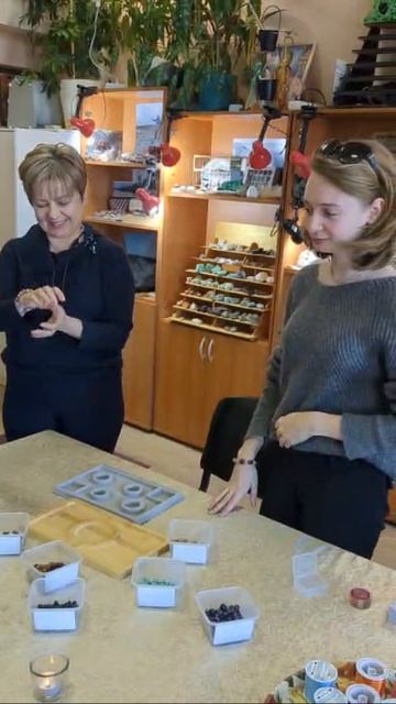 Видео от Шоу-рум камней и студия баланса У-Син