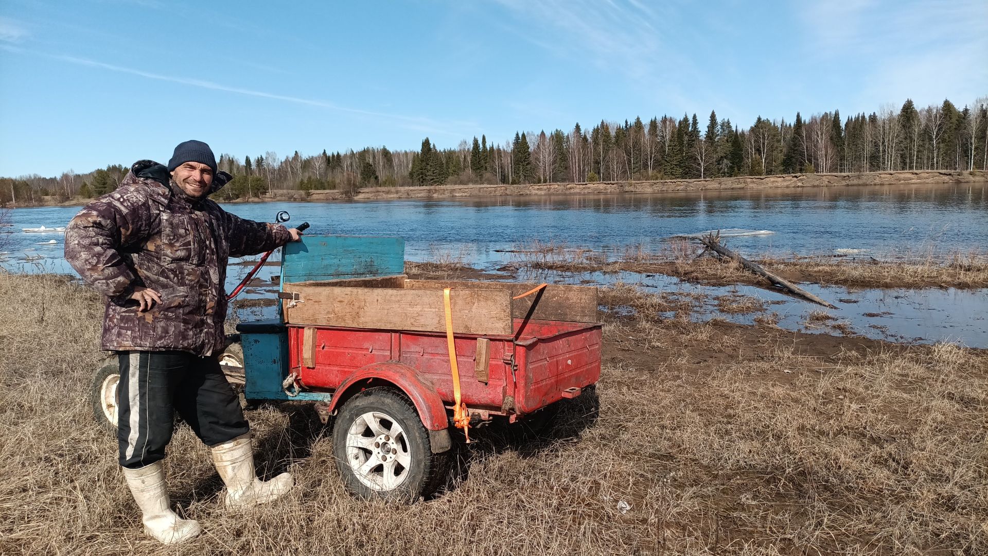 Весенняя Половодье Распиловка дрова с Мотоблоком