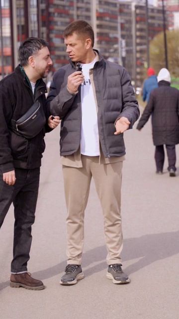 293: Самоуверенный прохожий