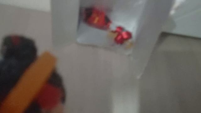 LOL потеряла всю свою одежду!