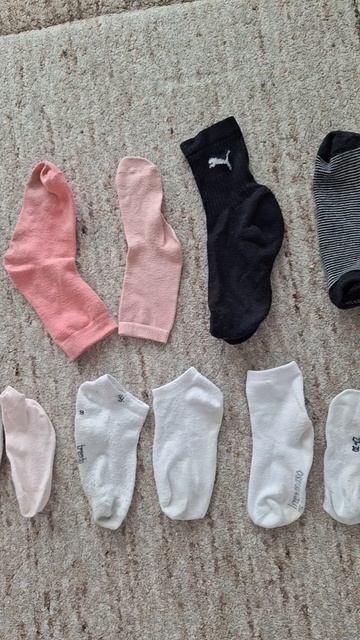 а где? А где НОСКИ?