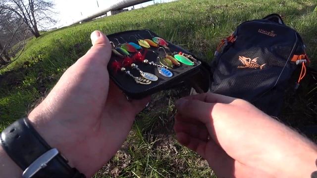 Ловля Щуки Весной на Легкий Джиг на Реке Спиннинг Lucky John Basara Flex 10