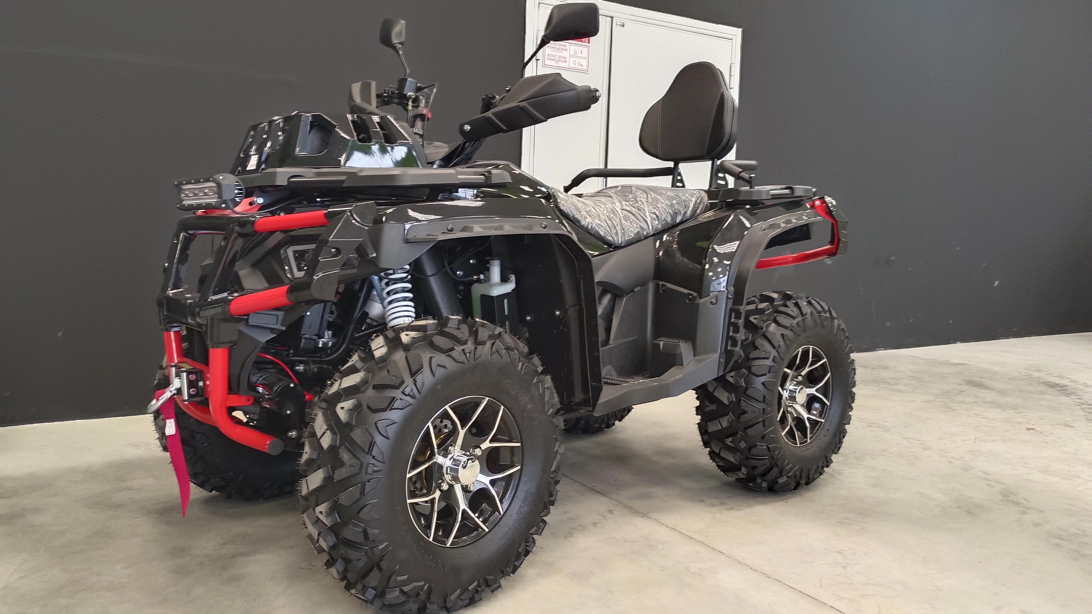 Квадроцикл полноприводный 500 EFI EPS с рядным двигателем