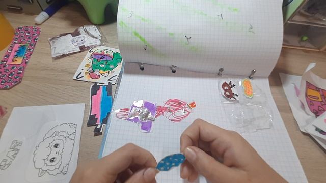 распаковка бумажных сюрпризов часть 26.mp4