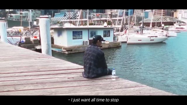 Мне всё равно, сколько времени пройдёт, эта песня всегда будет бить точно в цель, его вокал красивый