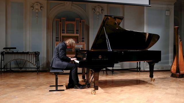 С.В. Рахманинов. Этюд-картина опус 39 N 9. Исполняет Александр Александров