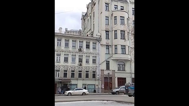 Дом под рюмкой