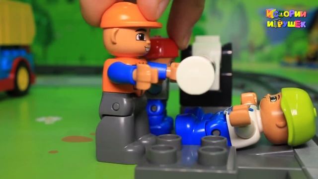 Видео для детей - Мультики для детей с игрушками - Игры на железной дороге.