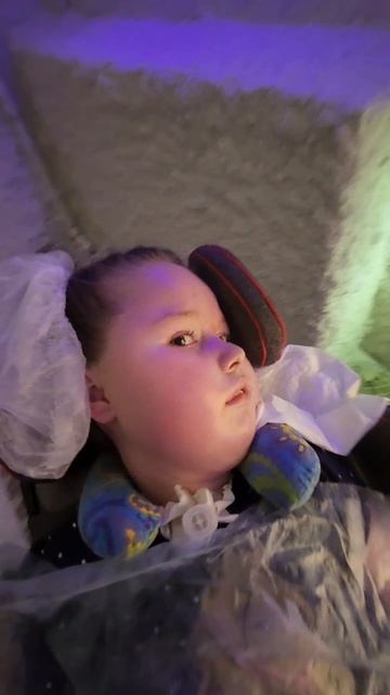 и эта солевая комната каждый день 😌 доброго всем дня друзья 💪 👸 🙂 #евасма1 #папасаша #вбольничке