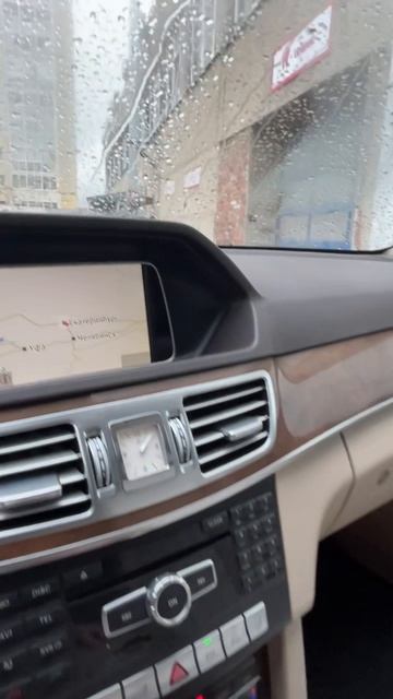 Mercedes-Benz E-Класс Седан 4-дв. E300 3.5 AT 4WD 2013г