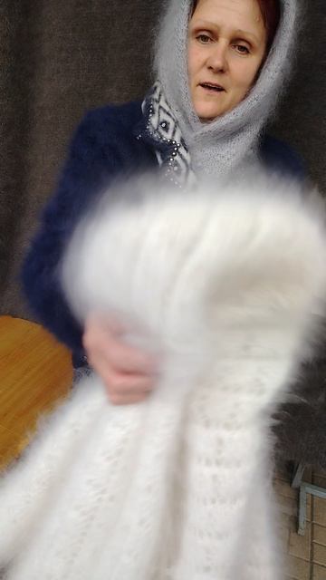 89507716355 Пуховый, тёплый платок. Видео отзыв моей покупательницы Марии.