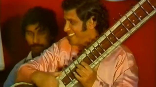 Raag Kirwani | Pt. Debu Chaudhari Plays For Shri Mataji