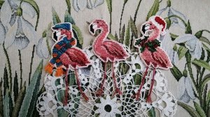 Фламинго (Mill Hill, MH18-0105): подбор материалов и готовая работа