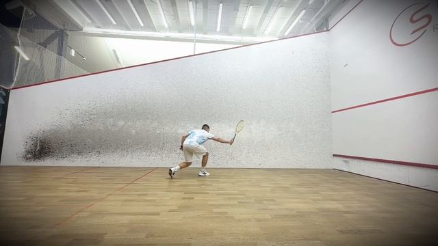 Лоб кросс в передней зоне слева сбоку