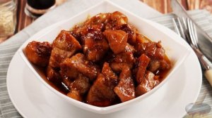 СВИНИНА В МЕДОВО-СОЕВОМ СОУСЕ