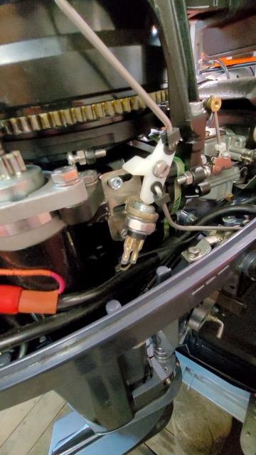 защита запуска лодочного мотора на скорости