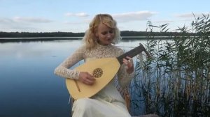 Ieva Baltmiskyte plays Frog Galliard by John Dowland renaissance lute