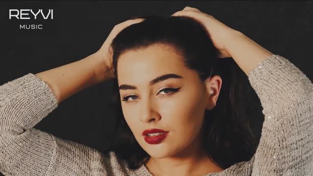 ℝ𝔼𝕐𝕍𝕀 - 𝕀𝕟 𝕄𝕪 𝕍𝕖𝕚𝕟𝕤 (𝕀𝕥𝕒𝕝𝕠 𝔻𝕚𝕤𝕔𝕠) [𝟚𝟘𝟚𝟞]