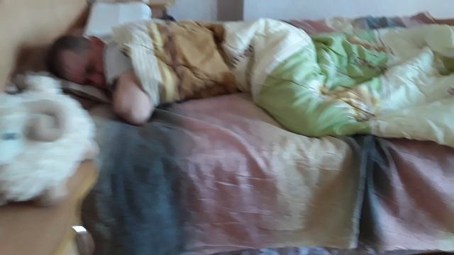 батя храпит