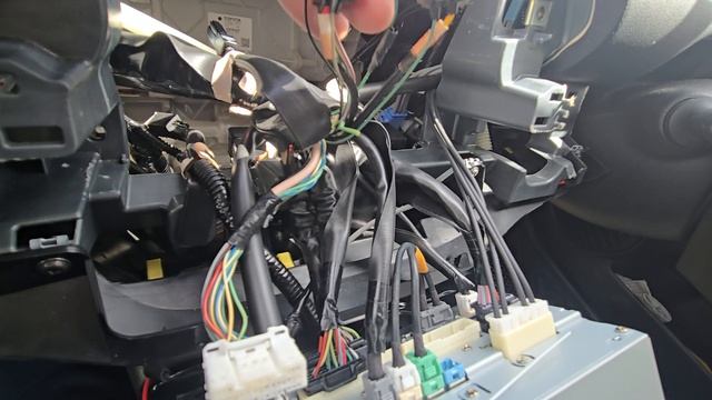 Toyota Prius 51 A.
видео в движении, (снятие блокировки).