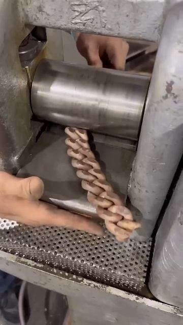 Создали бисмарк для гиганта.