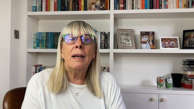 Ef5e_int_2a_6d_listening