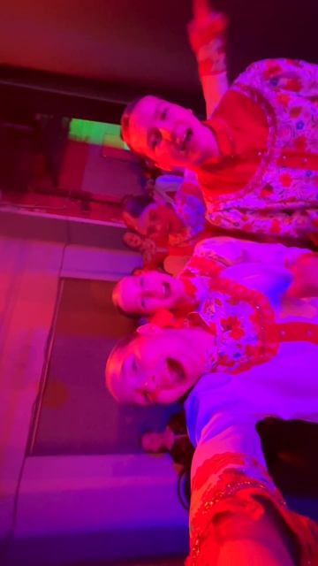 А я живу две жизни #школа #хор