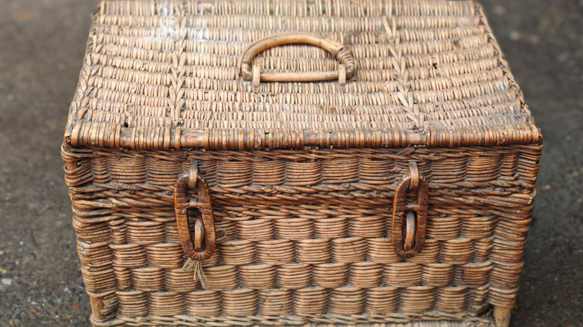 Такие вещи чуть не пропали под бульдозером.