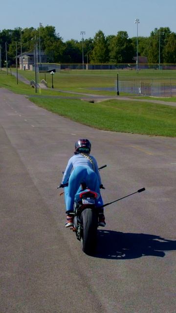 Катя Алмаз мото девушка на Дукати Ламборгини