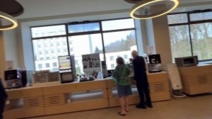 Сегодня наш второй день в санатории AMAKS в Новой Истре. Мы направляемся на завтрак