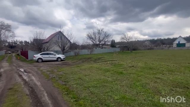 Продается приватизированный и размежеванный земельный участок в селе Озерки.