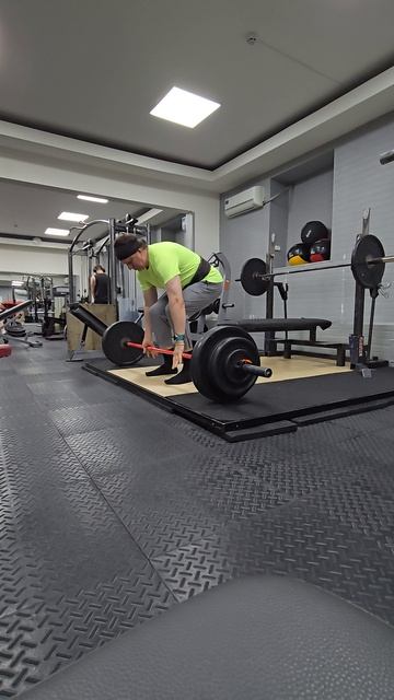 тяга штанги классика. 135 на 2. Два подхода.  Ростов-на-Дону