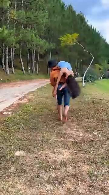 спасение девушки 😁