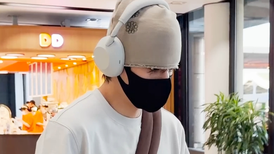 Тэхен вернулся в Корею(20.04.2026)