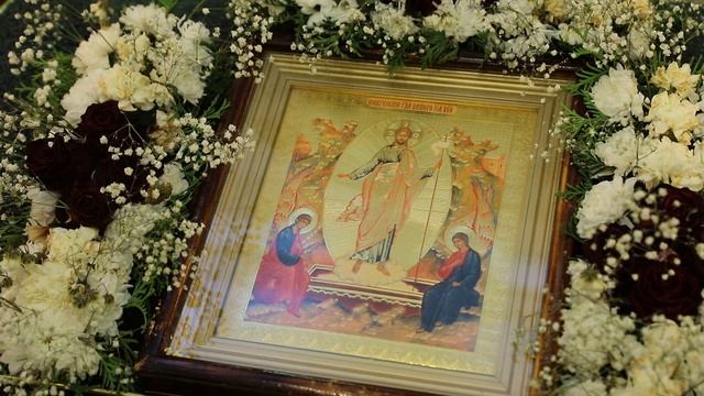 Радоница: в приходе Лазаревского храма на старинном некрополе Рязани молились об усопших. 2026 г.