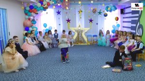 Юмористическая сценка на Выпускном утреннике - зал падает со стульев от смеха