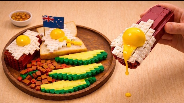 БОЛЬШАЯ КОРОБКА LEGO от McDonald's: внутри полно вкусных бургеров!