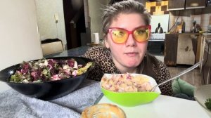 МНЕ НУЖНО К ПСИХИАТРУ МУКБАНГ КОТОРЫЙ МНЕ СОРВАЛИ