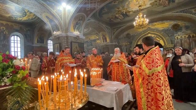 Вечная память всем нашим усопшим!