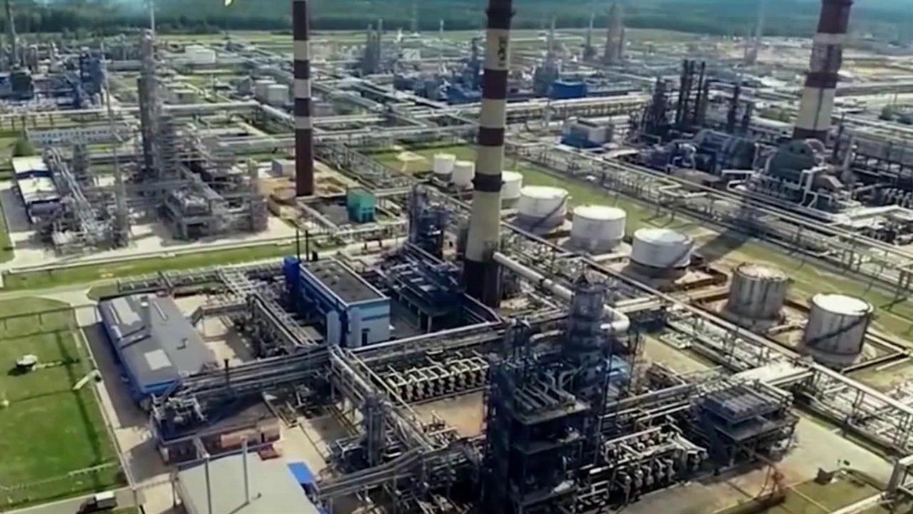 Нефтепровод 