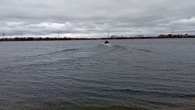 моментальный выход на глис Лодка Boatsman BT400SK