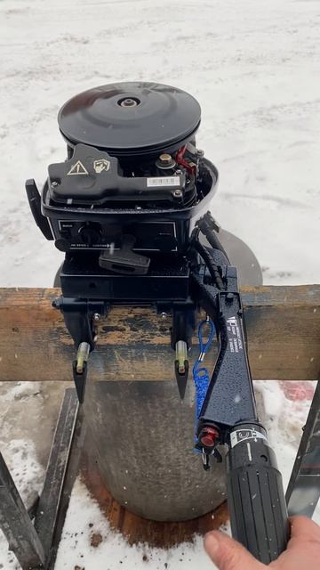 Лодочный мотор Джонсон Эвенруд.