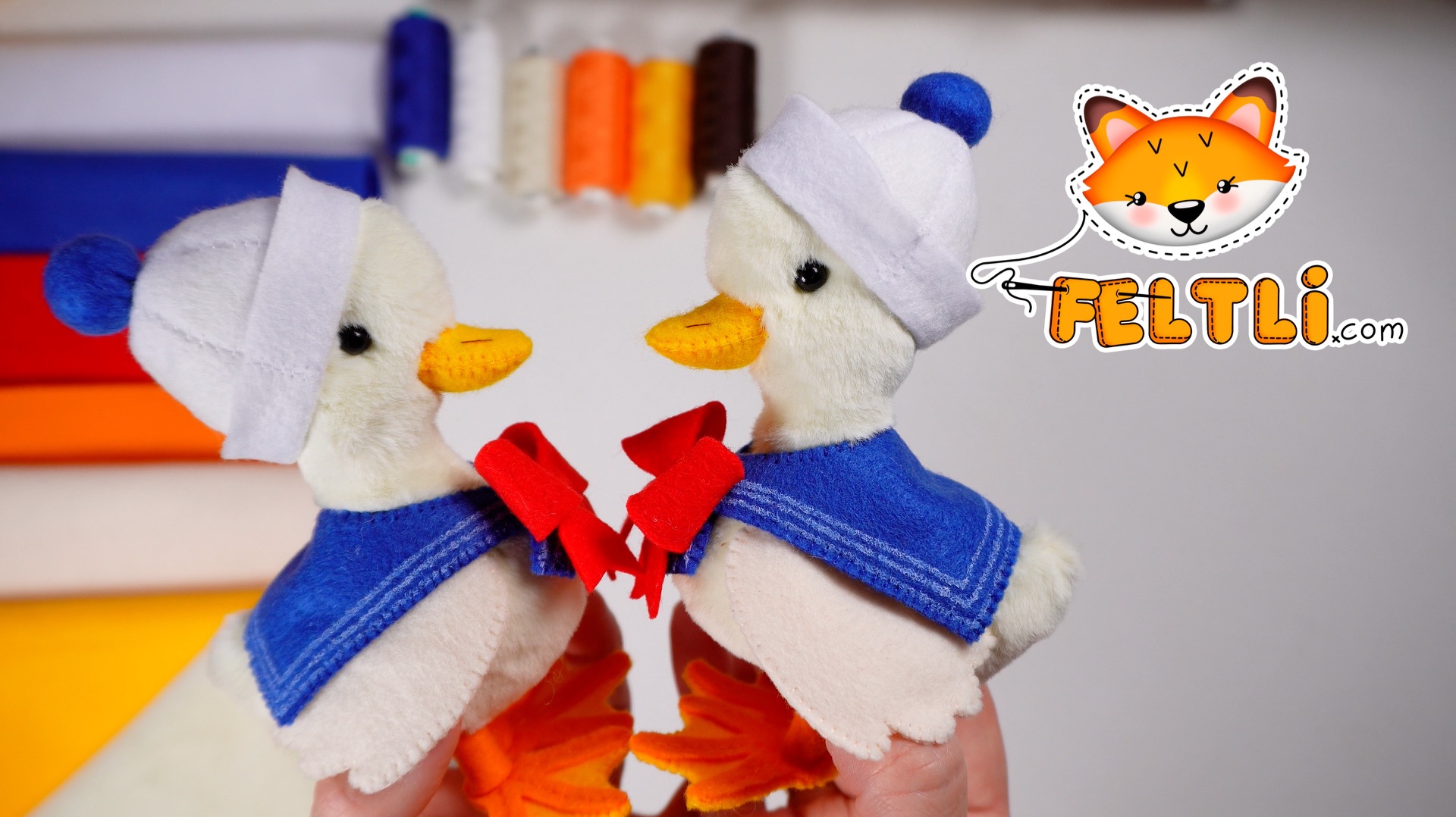 Костюм моряка для игрушки ⚓ Шьём наряд своими руками - Шапочка с помпоном и накидка моряка