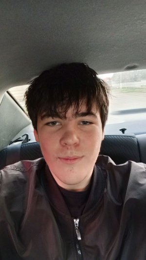 пожалуйста поддержите донатом коплю на фигурку